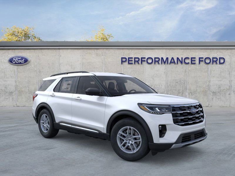 Used 2025 Ford Explorer Active w/ Active Comfort Package image 7