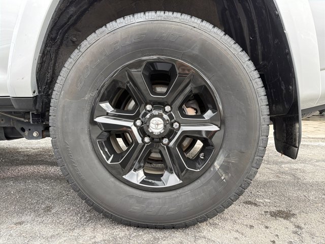 Used 2024 Toyota 4Runner SR5 image 9