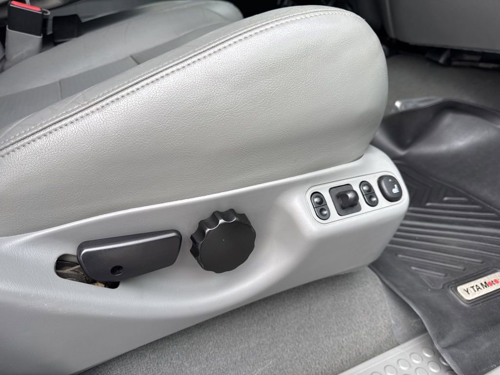 Used 2002 Ford F350 Lariat image 34