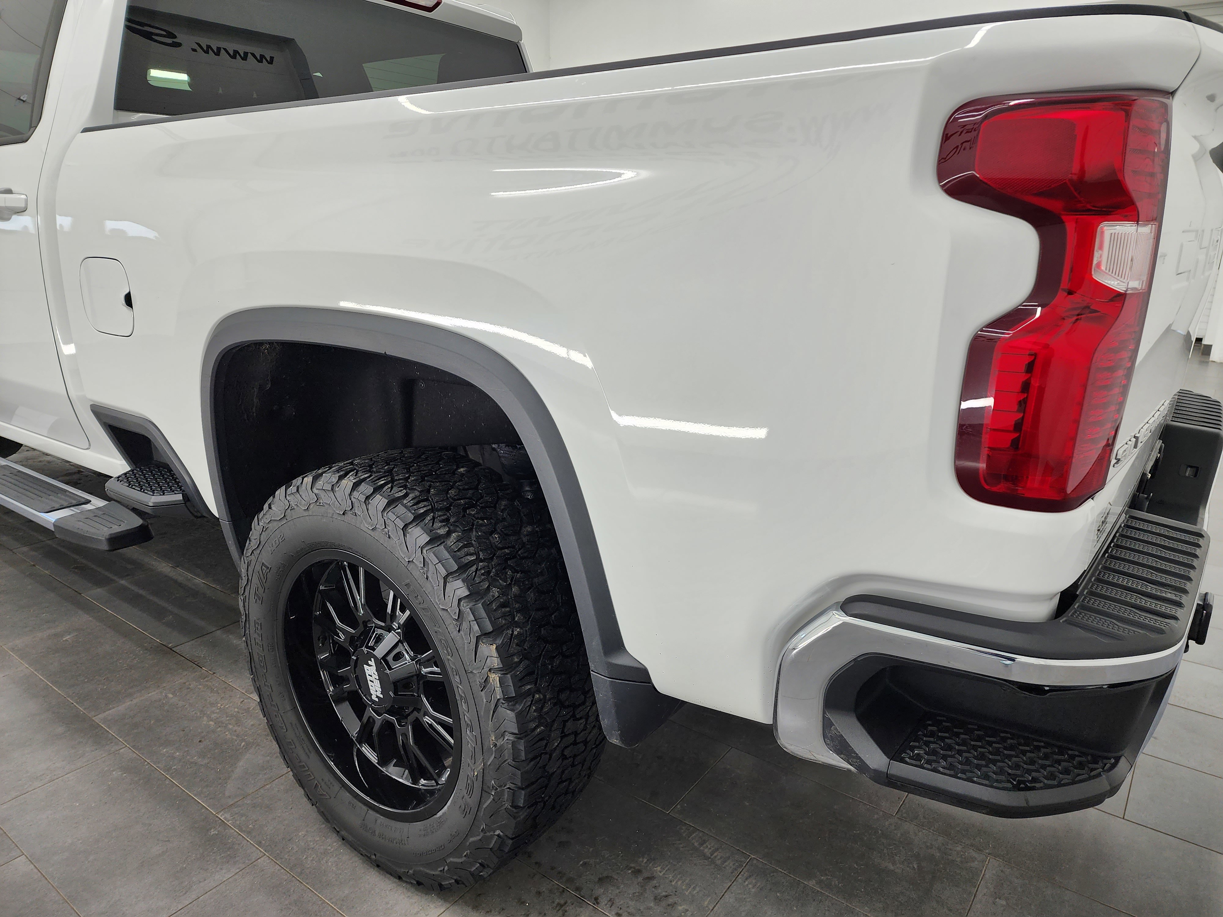 Used 2022 Chevrolet Silverado 2500 LT w/ Convenience Package image 30