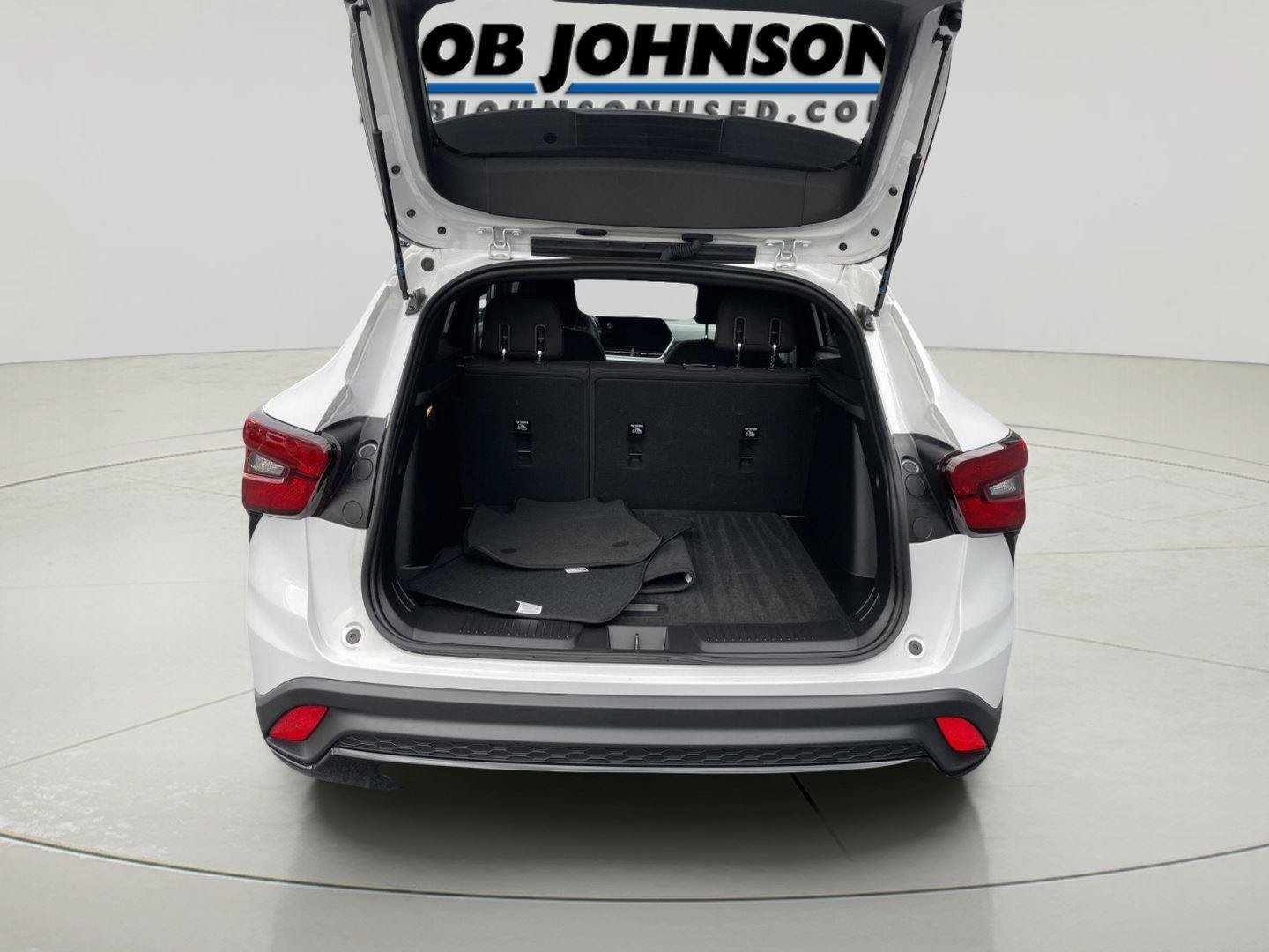 Used 2024 Chevrolet Trax RS w/ Driver Confidence Package FWD image 9