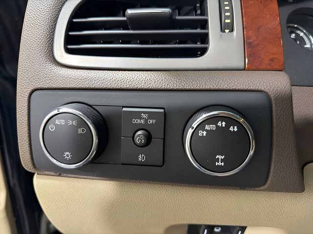 Used 2011 Chevrolet Tahoe LTZ AWD/4WD image 20