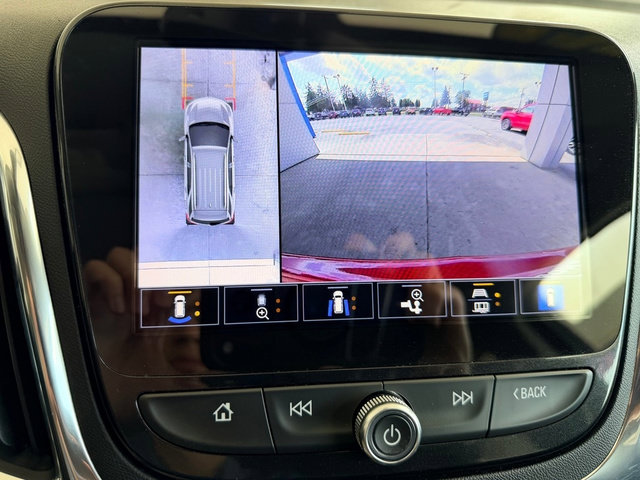 Used 2024 Chevrolet Equinox Premier AWD/4WD image 22