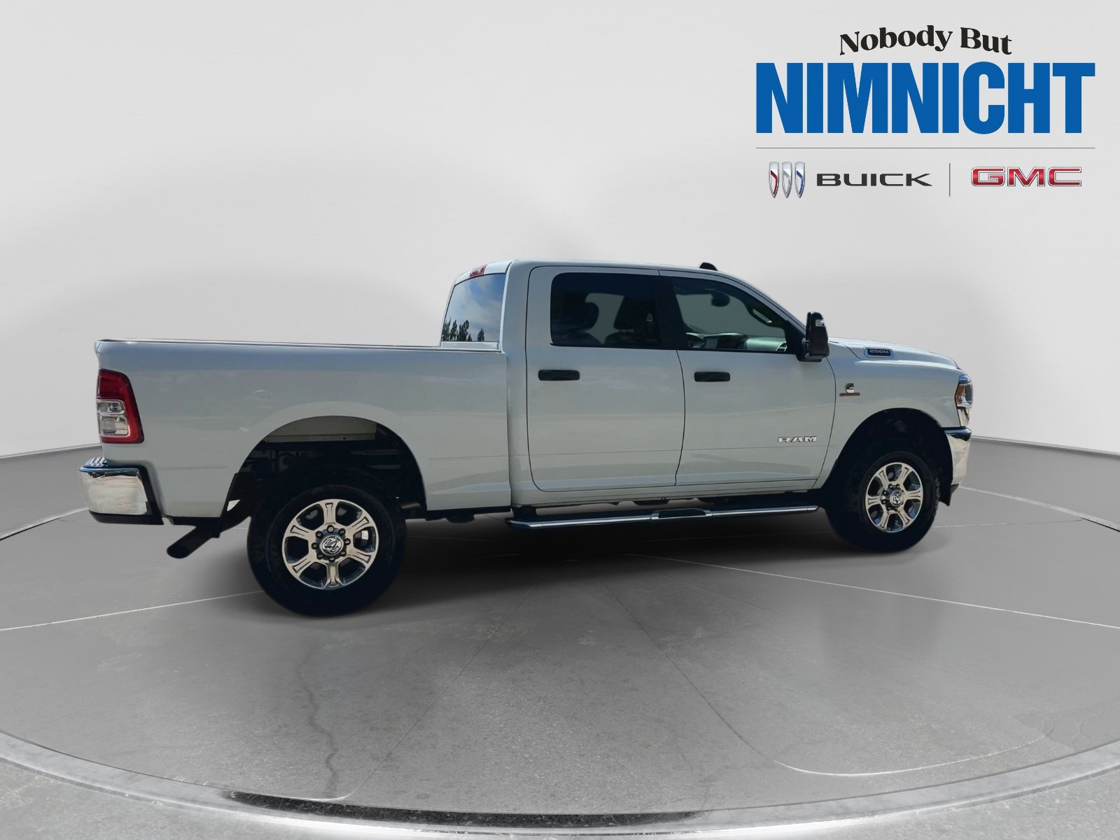 Used 2024 RAM 2500 Big Horn AWD/4WD image 8