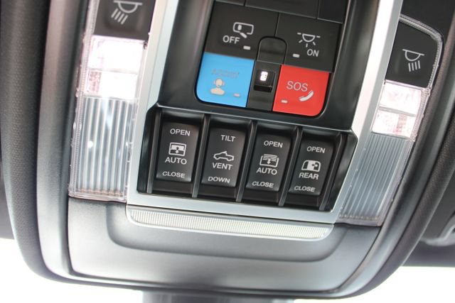 Used 2026 RAM 1500 Laramie w/ Night Edition AWD/4WD image 32