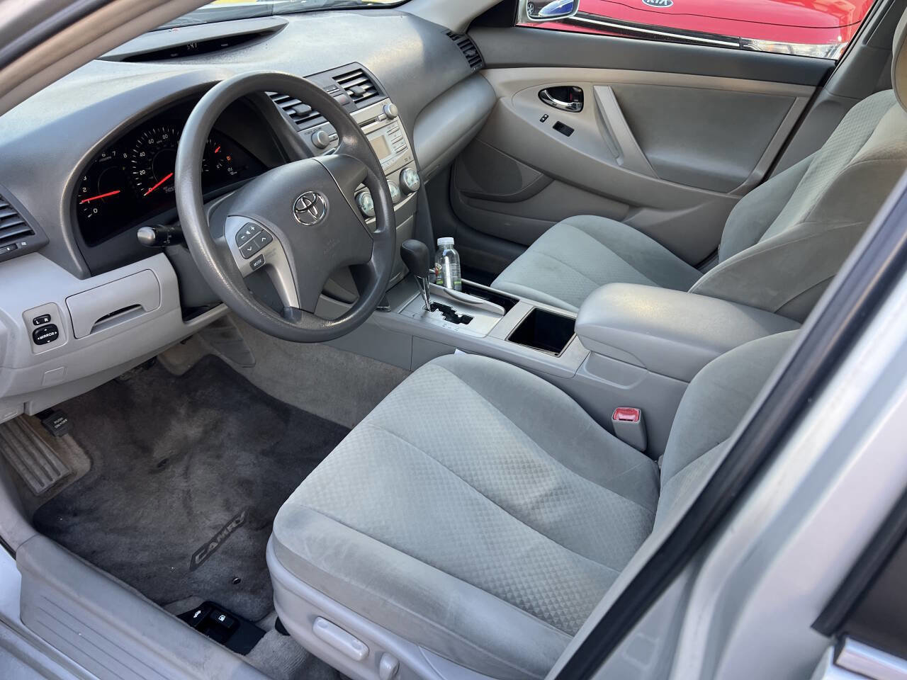 Used 2009 Toyota Camry LE image 7