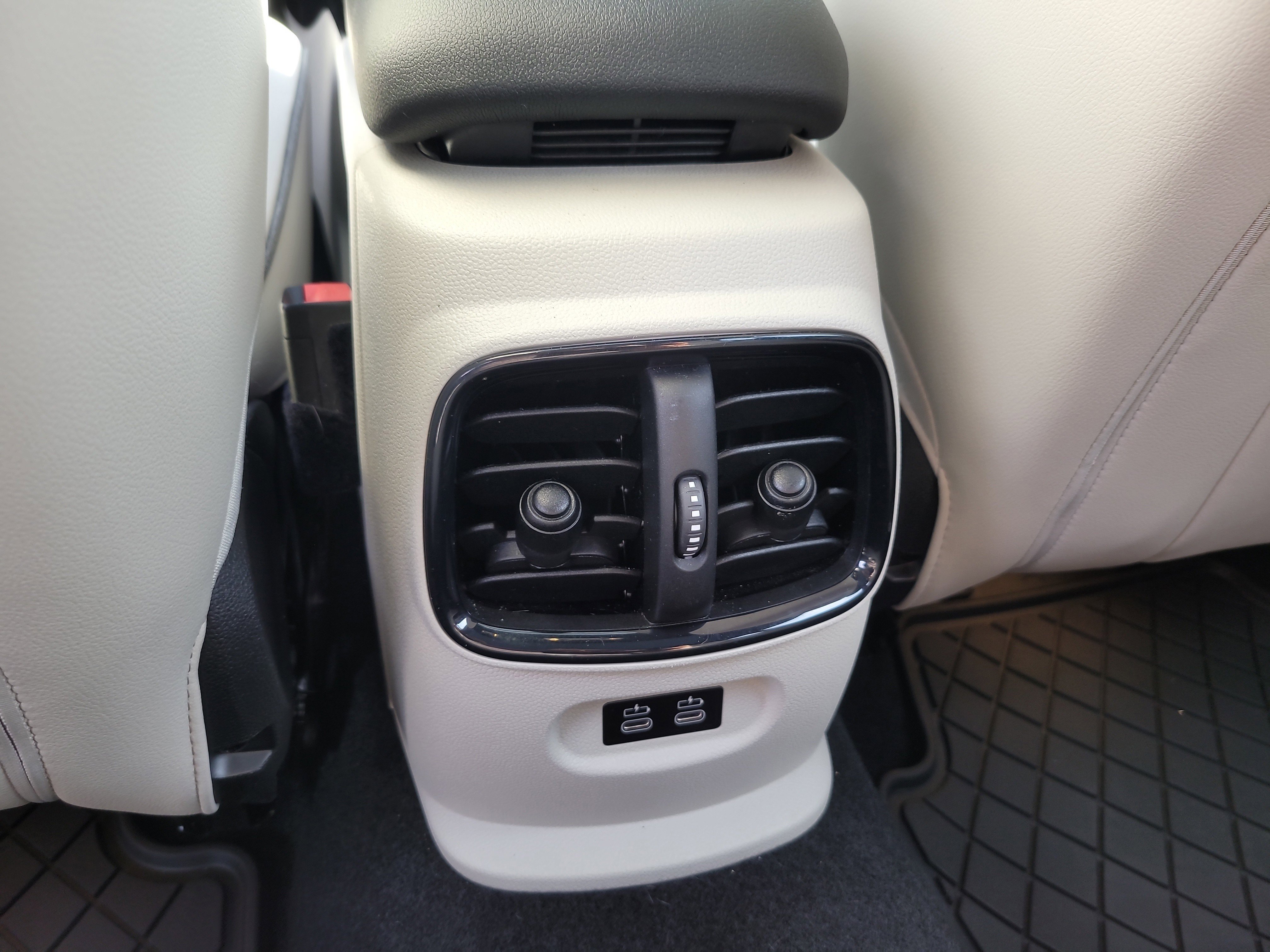 Used 2023 MINI Cooper Clubman S image 13