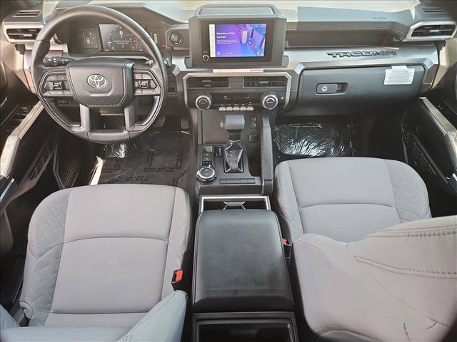 Certified 2025 Toyota Tacoma SR5 AWD/4WD image 22