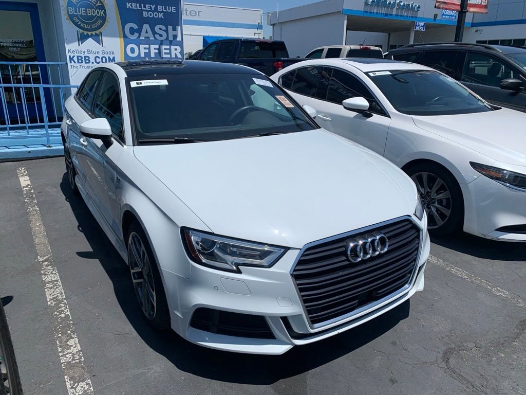 Used 2018 Audi A3 2.0T Premium Plus w/ Premium Plus Package FWD image 3