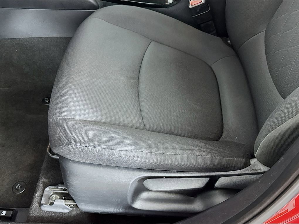Used 2021 Toyota Corolla LE FWD image 23