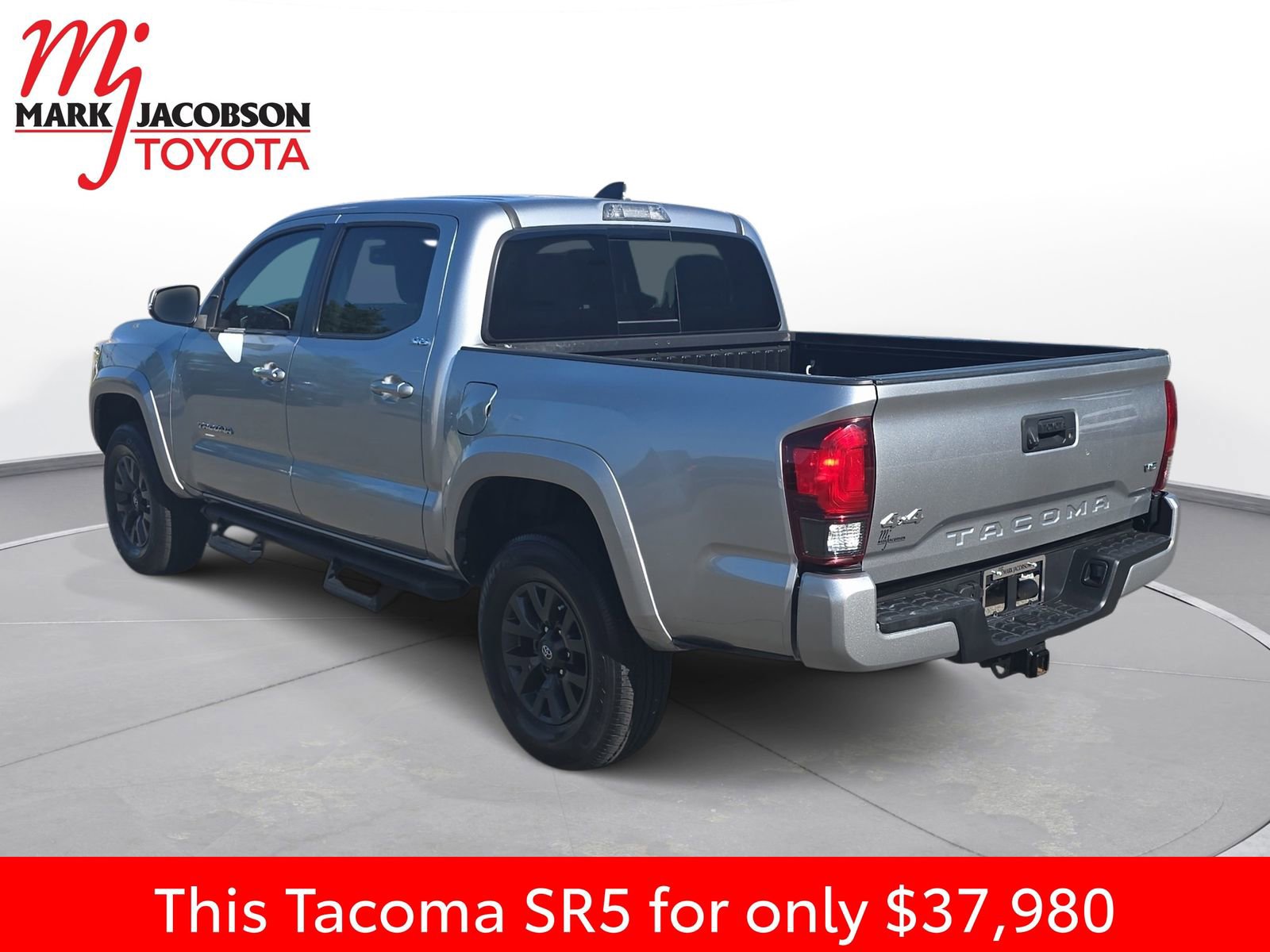 Used 2023 Toyota Tacoma SR5 w/ Technology Package AWD/4WD image 13