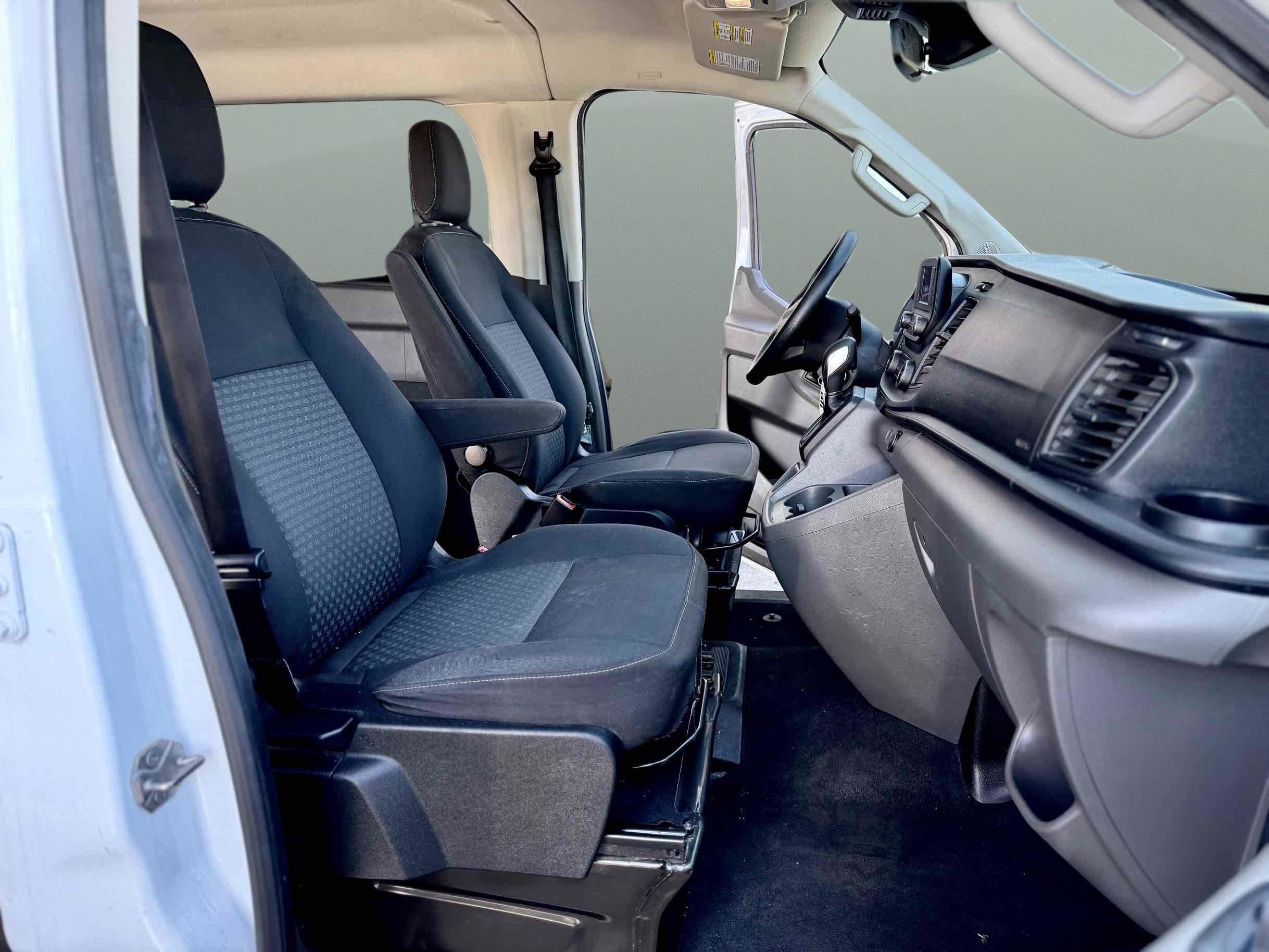 Used 2021 Ford Transit 350 XLT RWD image 13