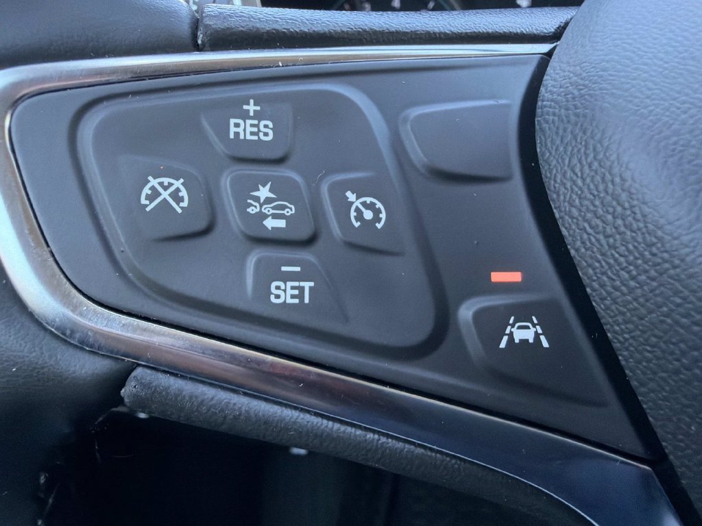 Used 2024 Chevrolet Equinox LT FWD image 20