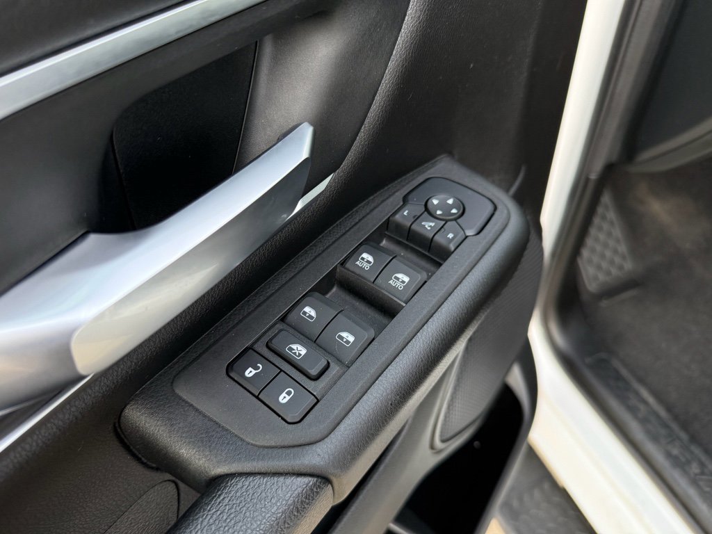 Used 2025 RAM 1500 Lone Star image 10