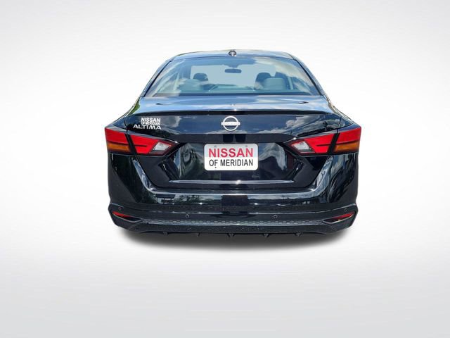 Used 2025 Nissan Altima 2.5 SV FWD image 4