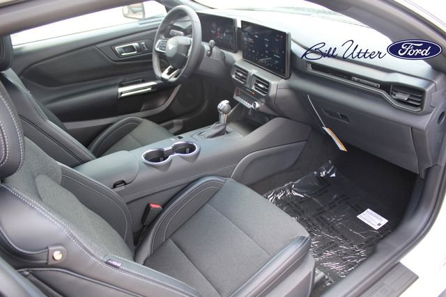 New 2025 Ford Mustang Coupe image 9