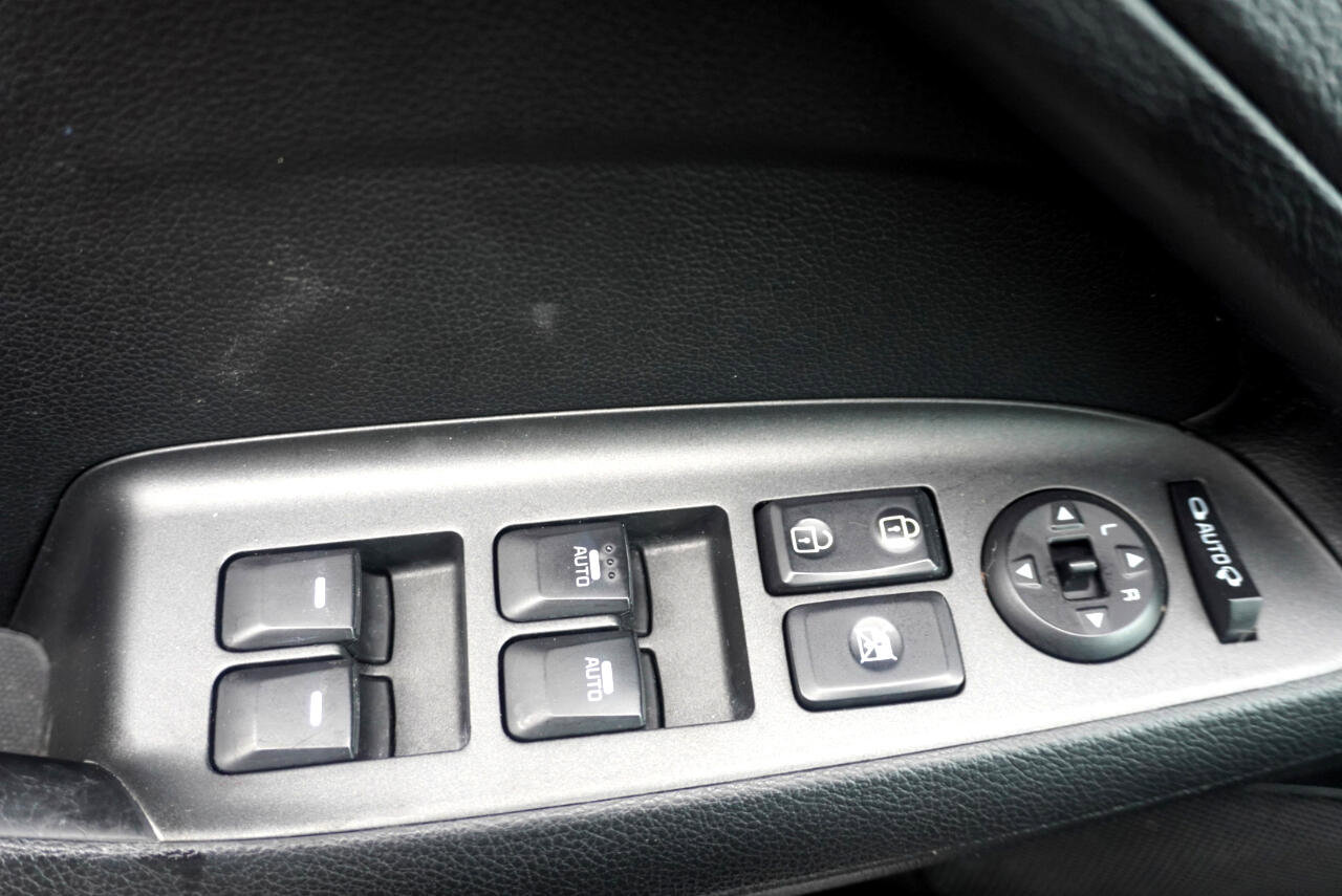 Used 2014 Kia Forte EX image 31