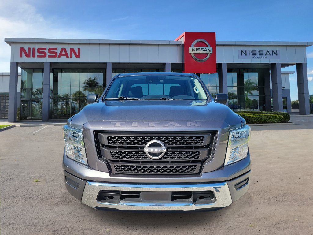 Used 2023 Nissan Titan SV w/ Accessory Utility Package RWD image 2