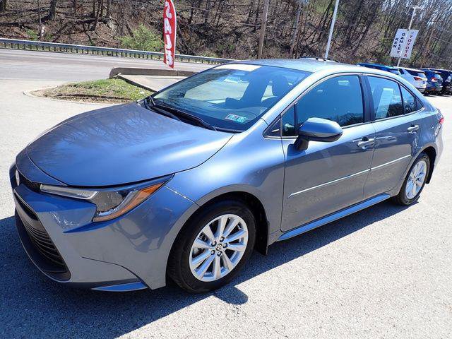 Certified 2025 Toyota Corolla LE w/ LE Premium Package image 10