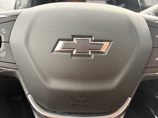 Used 2025 Chevrolet Trax ACTIV FWD image 7