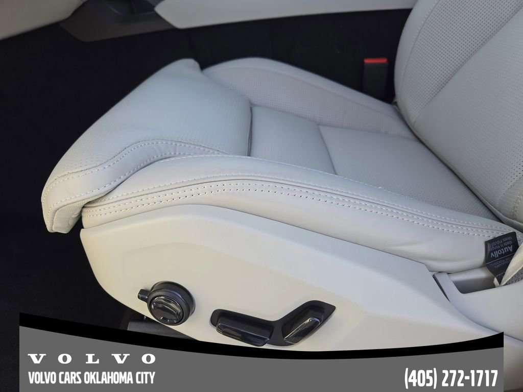 Used 2026 Volvo XC90 B6 Ultra w/ Protection Package Premier image 23