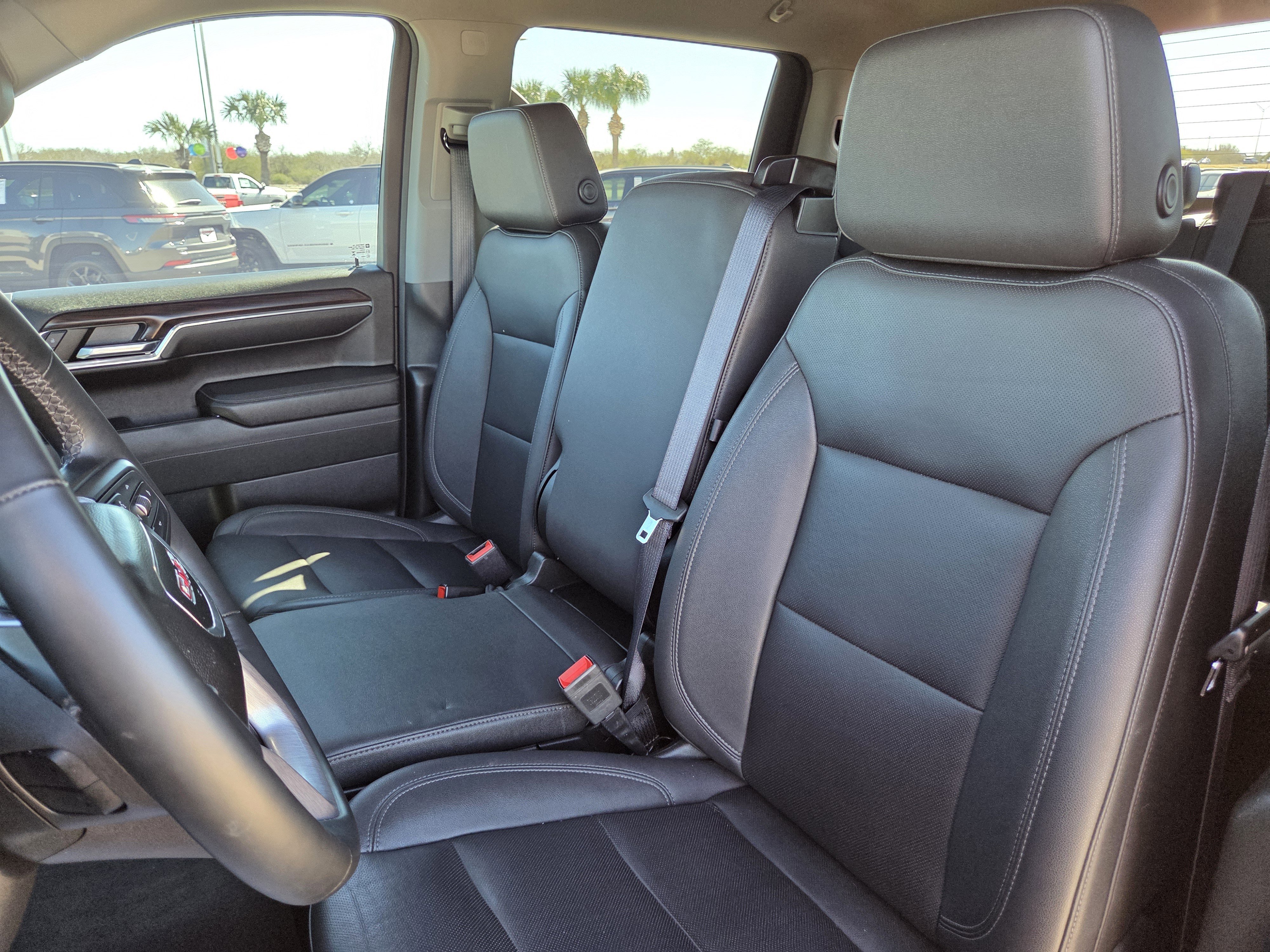 Used 2024 GMC Sierra 1500 SLT w/ X31 Off-Road Package image 31