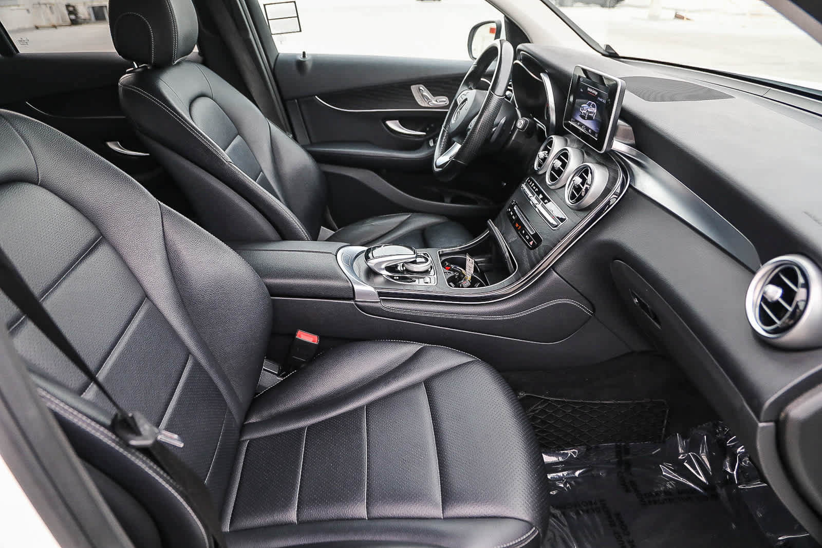 Used 2016 Mercedes-Benz GLC 300 image 16
