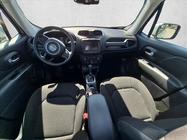 Used 2020 Jeep Renegade Altitude AWD/4WD image 16