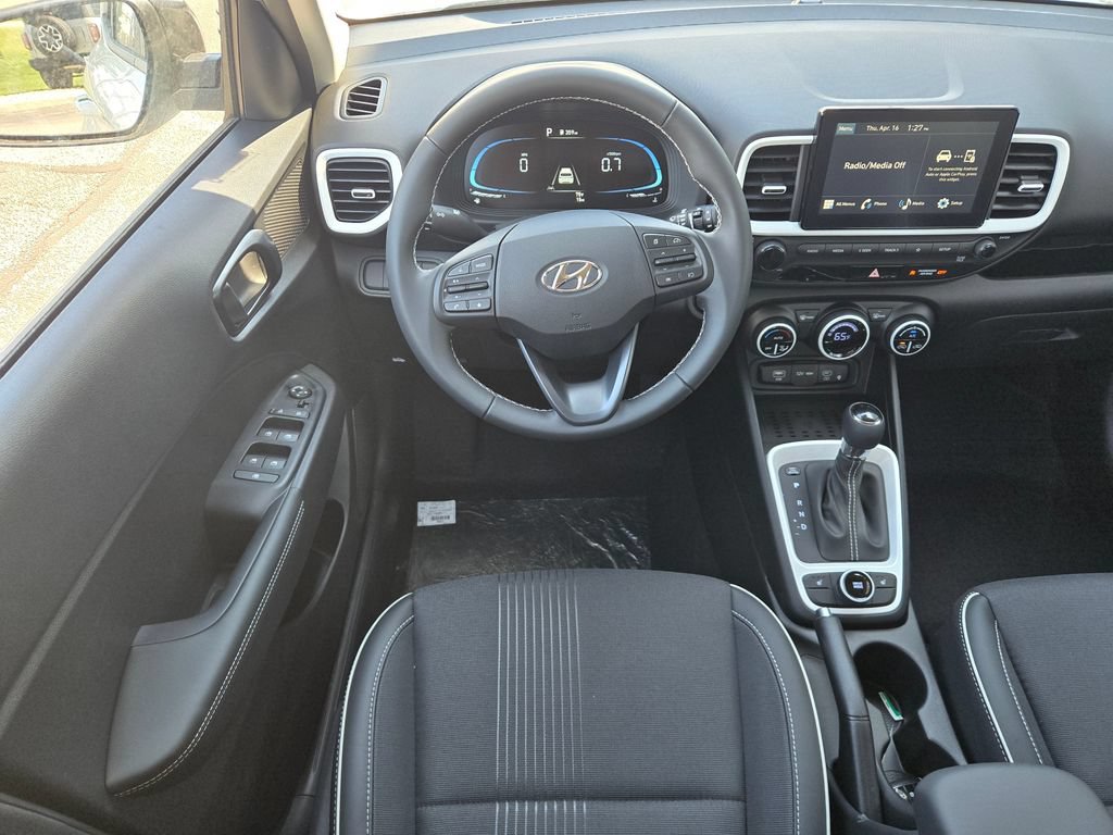 New 2026 Hyundai Venue SEL FWD image 34