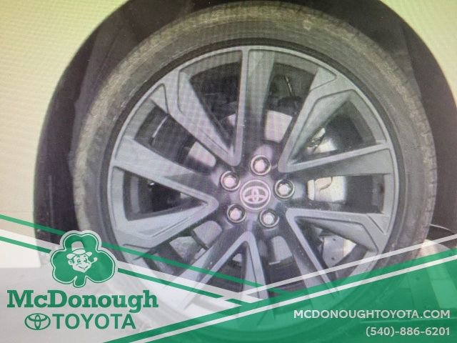 Certified 2024 Toyota Corolla SE image 17