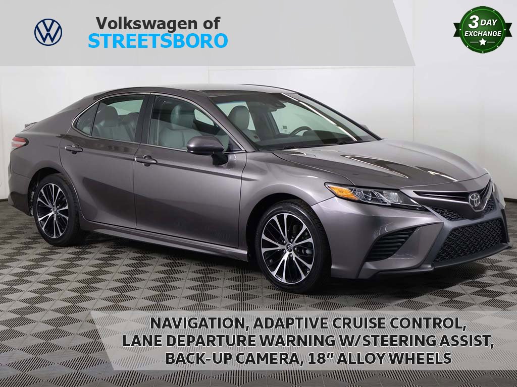 Used 2018 Toyota Camry SE video 1