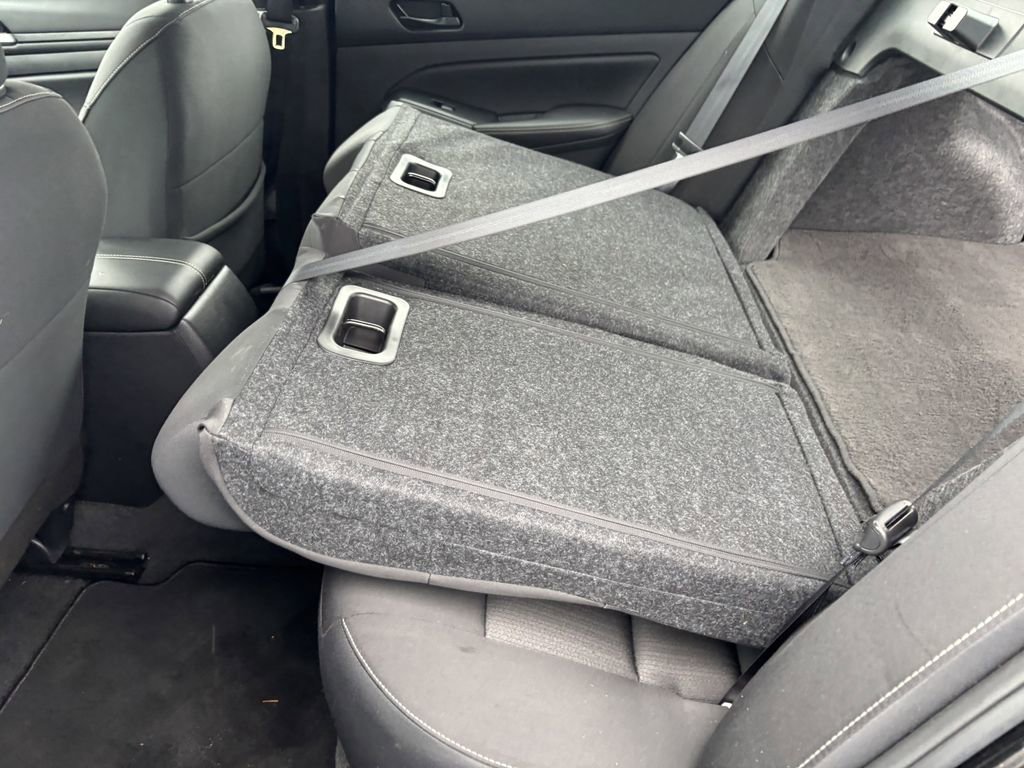 Used 2025 Nissan Altima 2.5 SV image 25