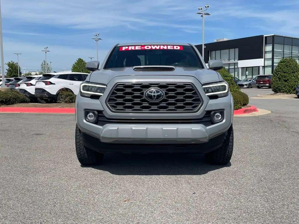 Used 2020 Toyota Tacoma TRD Sport w/ Technology Package image 2