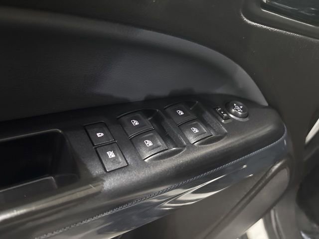 Used 2016 Chevrolet Colorado Z71 AWD/4WD image 12