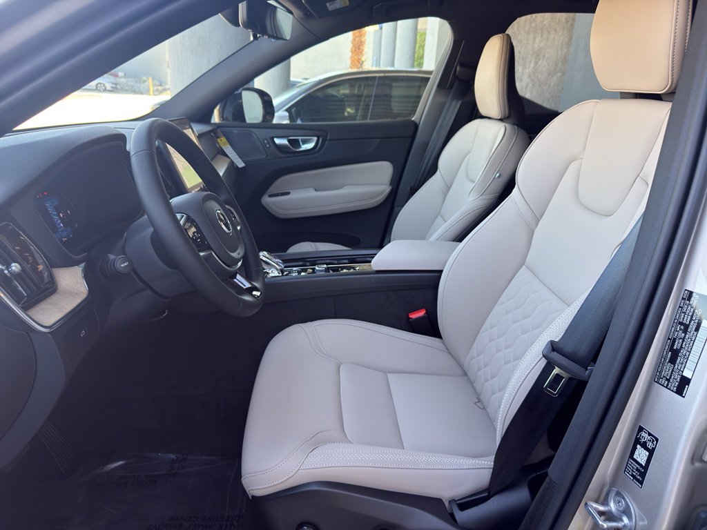 New 2026 Volvo XC60 B5 Plus w/ Protection Package AWD/4WD image 19