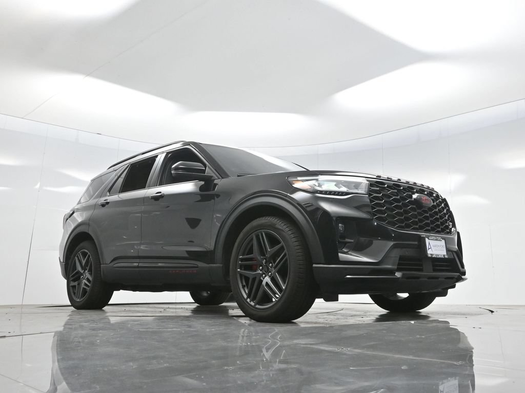 Used 2025 Ford Explorer ST AWD/4WD image 58