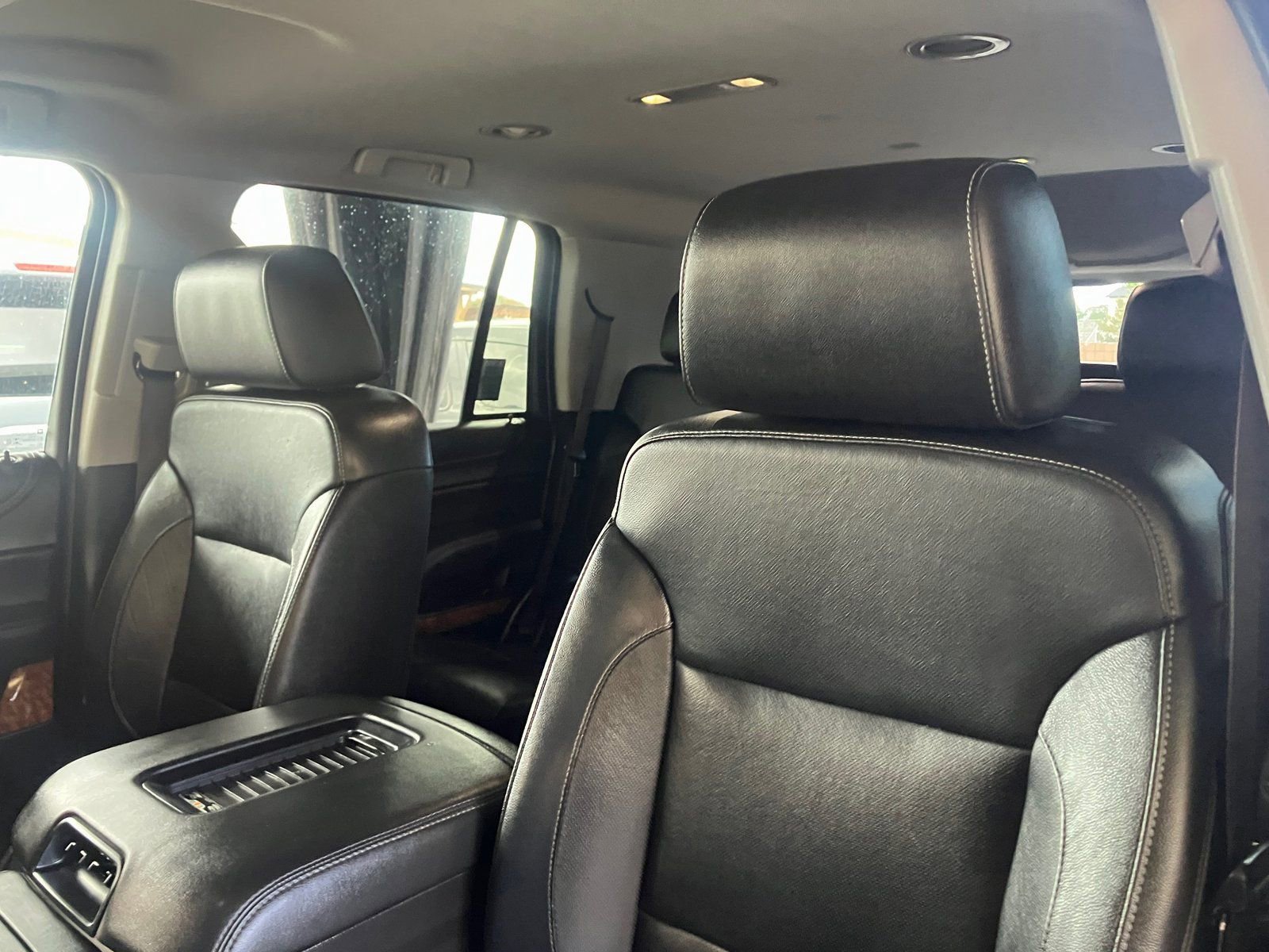 Used 2018 Chevrolet Tahoe Premier w/ RST 6.2L Performance Edition AWD/4WD image 13