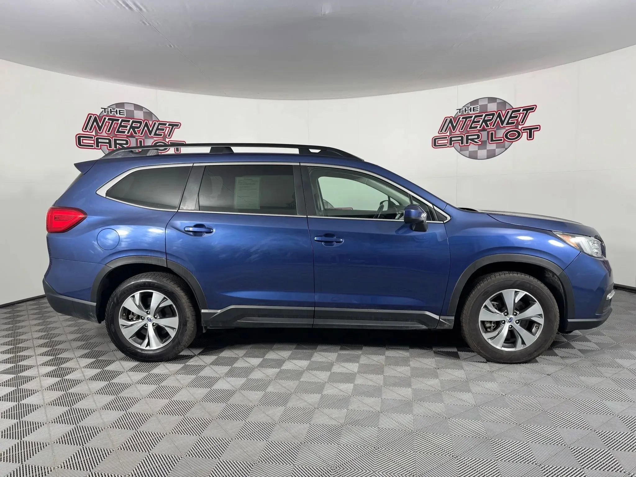 Used 2021 Subaru Ascent Premium w/ Convenience Package AWD/4WD image 8