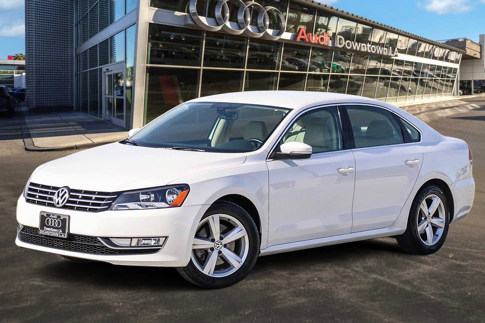 Used 2015 Volkswagen Passat 1.8T Limited Edition image 1