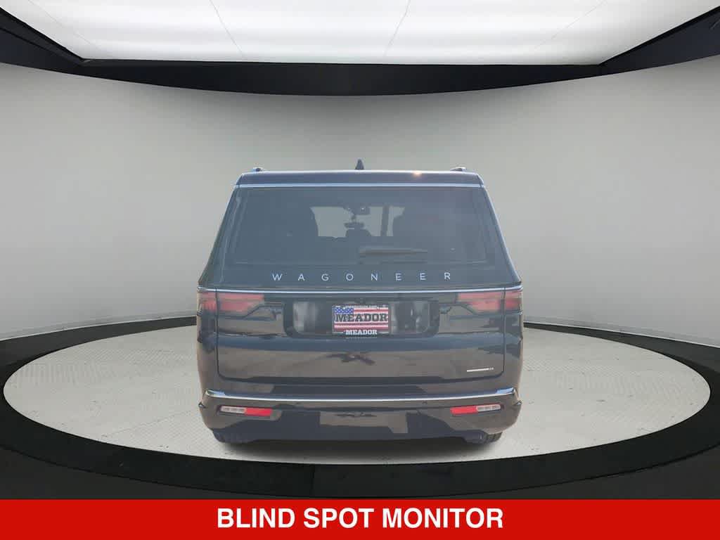 Used 2024 Jeep Wagoneer L Series II w/ Flexible Seating Group AWD/4WD image 6