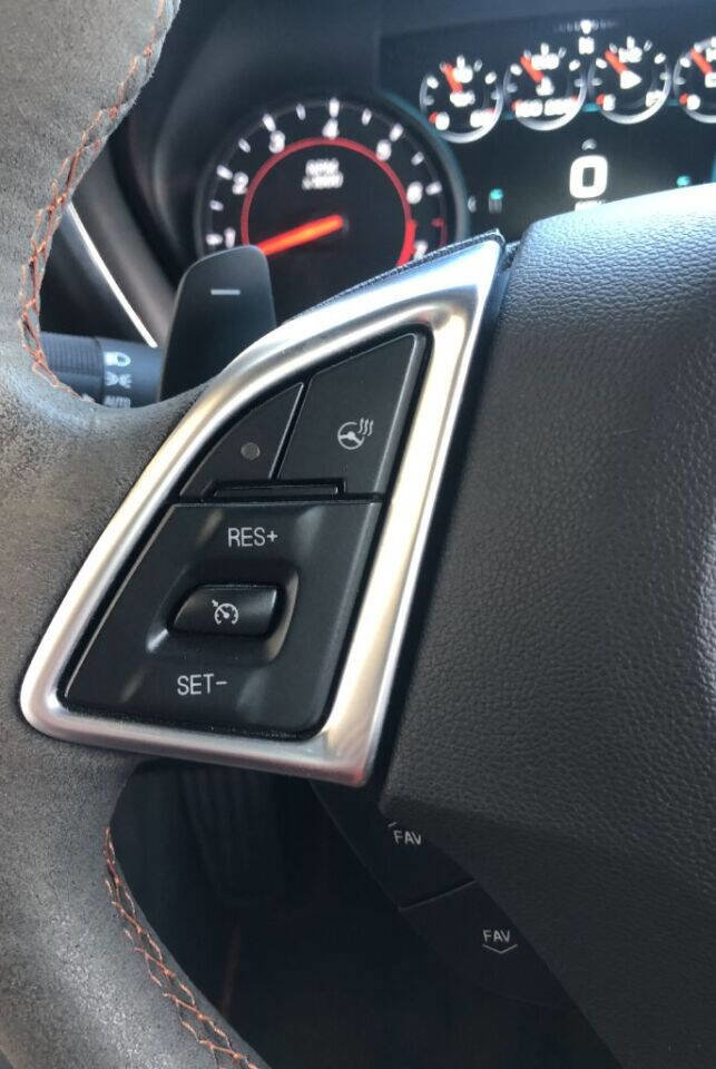 Used 2018 Chevrolet Camaro SS w/ Hot Wheels Edition image 29