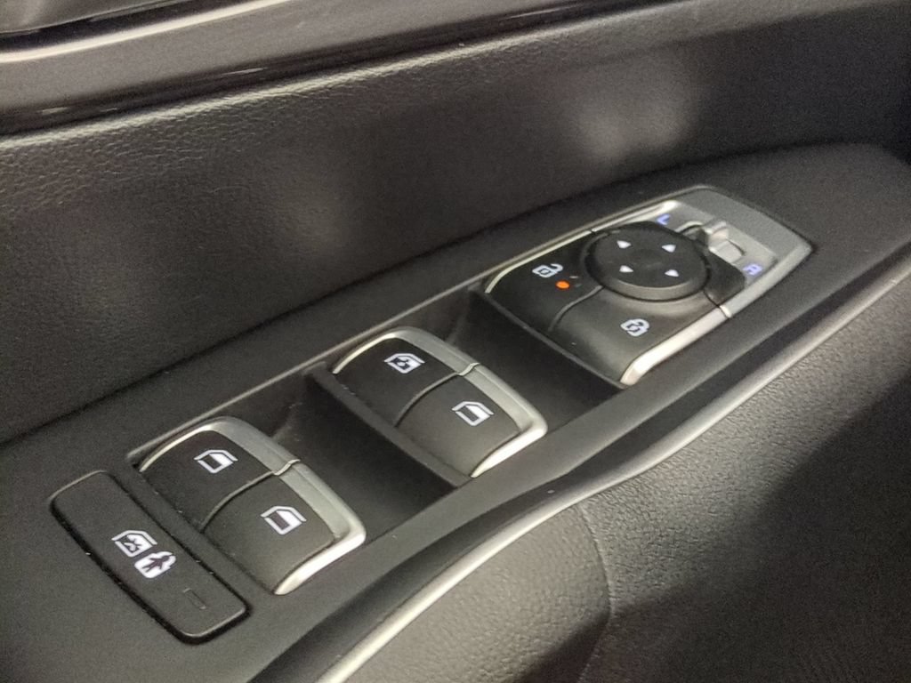 Used 2024 Kia Sorento S AWD/4WD image 32