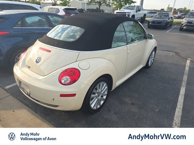 Used 2008 Volkswagen Beetle SE FWD image 3