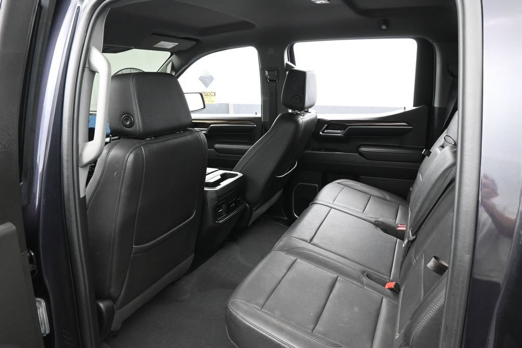 Used 2024 Chevrolet Silverado 1500 RST AWD/4WD image 36
