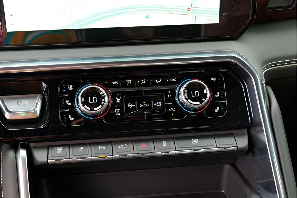 New 2026 GMC Sierra 3500 Denali Ultimate image 16