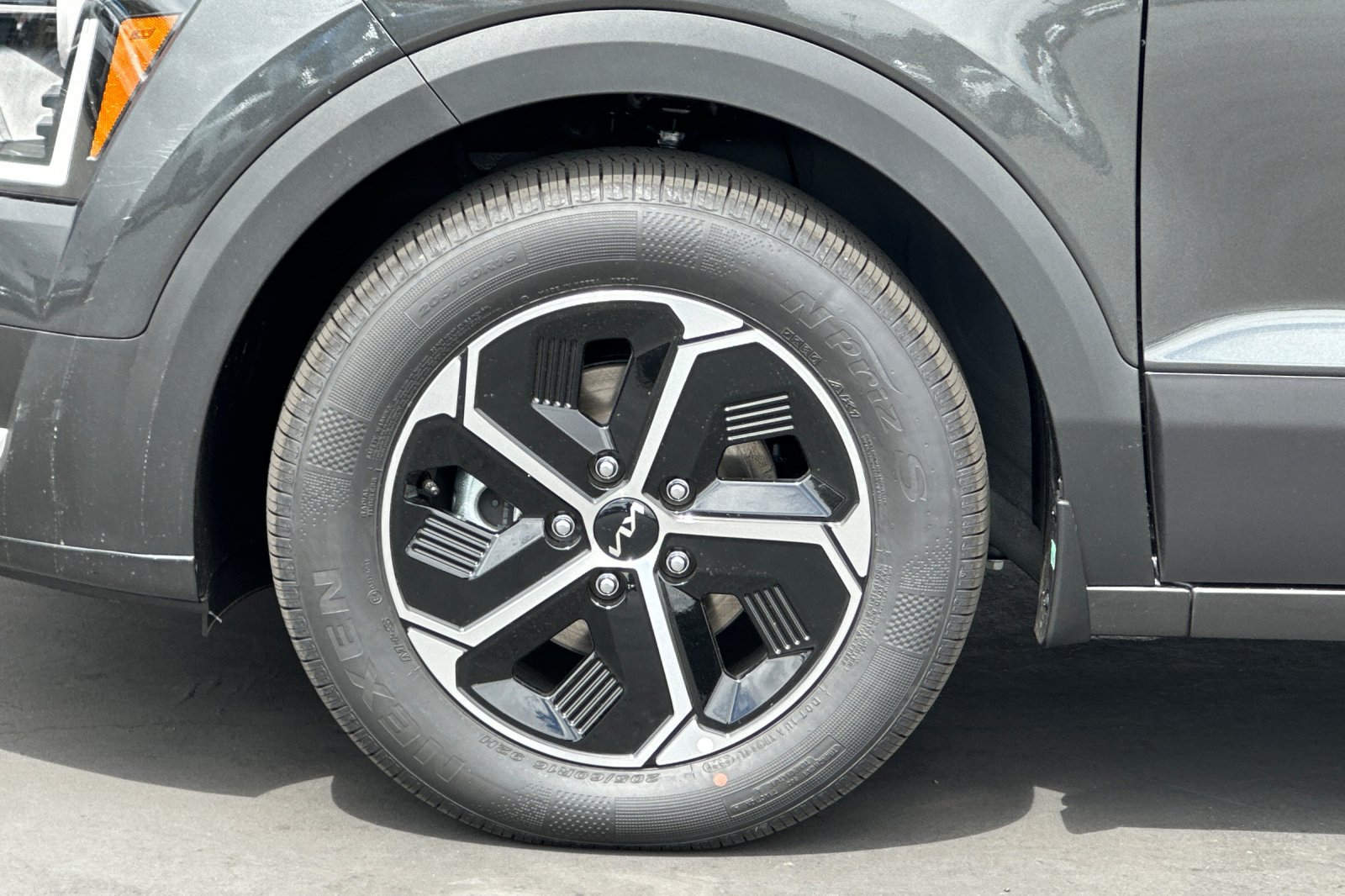 New 2026 Kia Niro EX FWD image 26