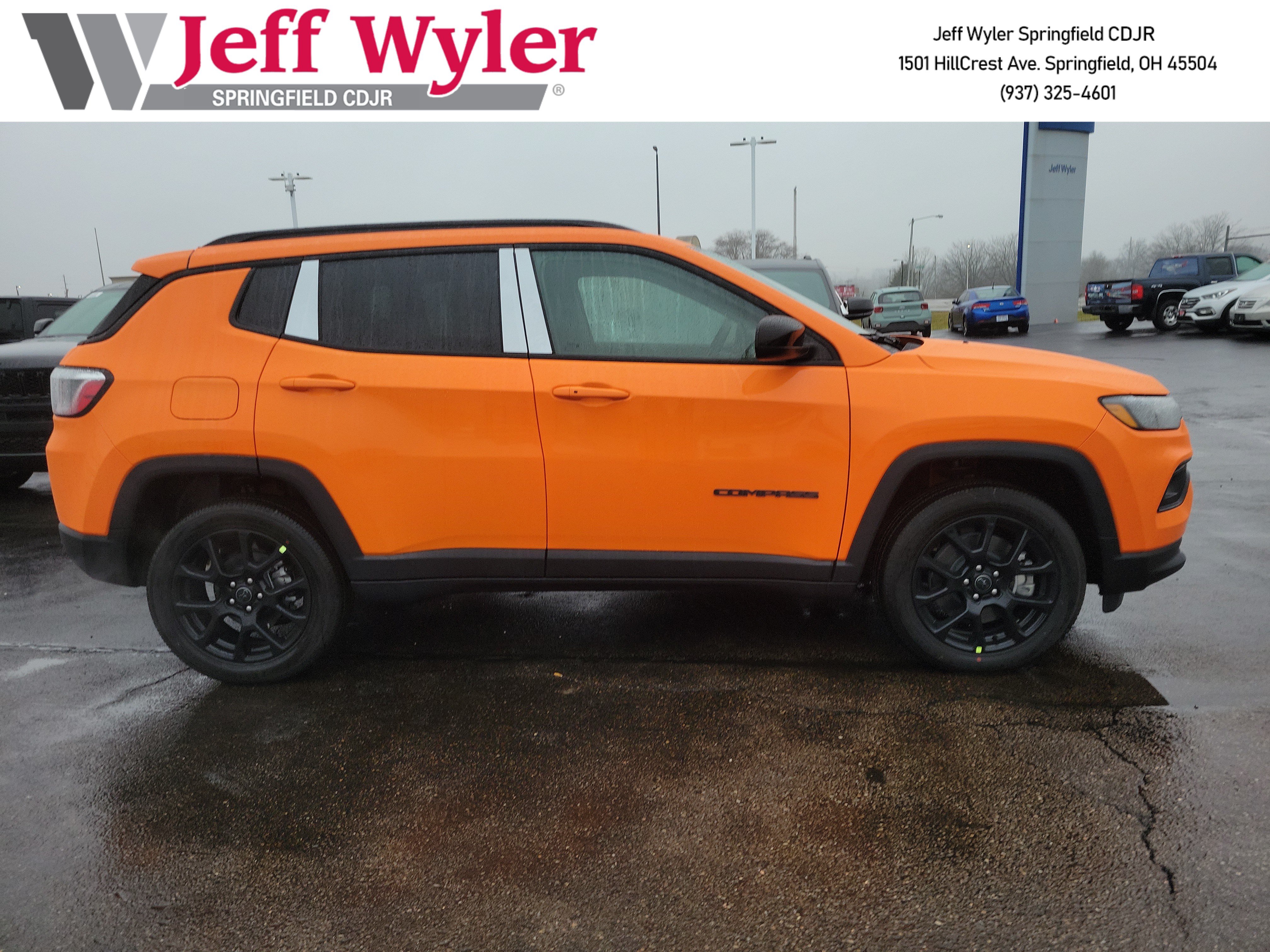 New 2026 Jeep Compass Latitude AWD/4WD image 3
