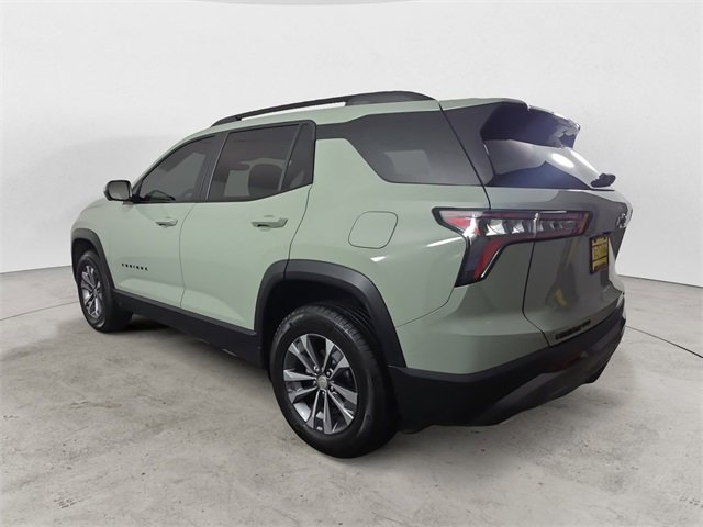 Used 2025 Chevrolet Equinox ACTIV w/ Safety and Technology Package image 3