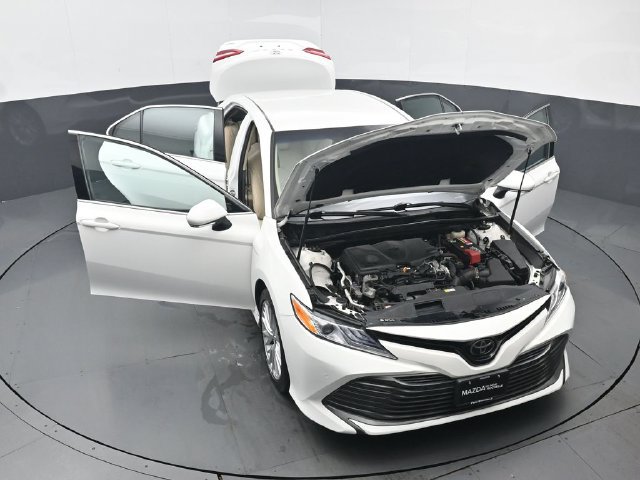 Used 2018 Toyota Camry XLE FWD image 48