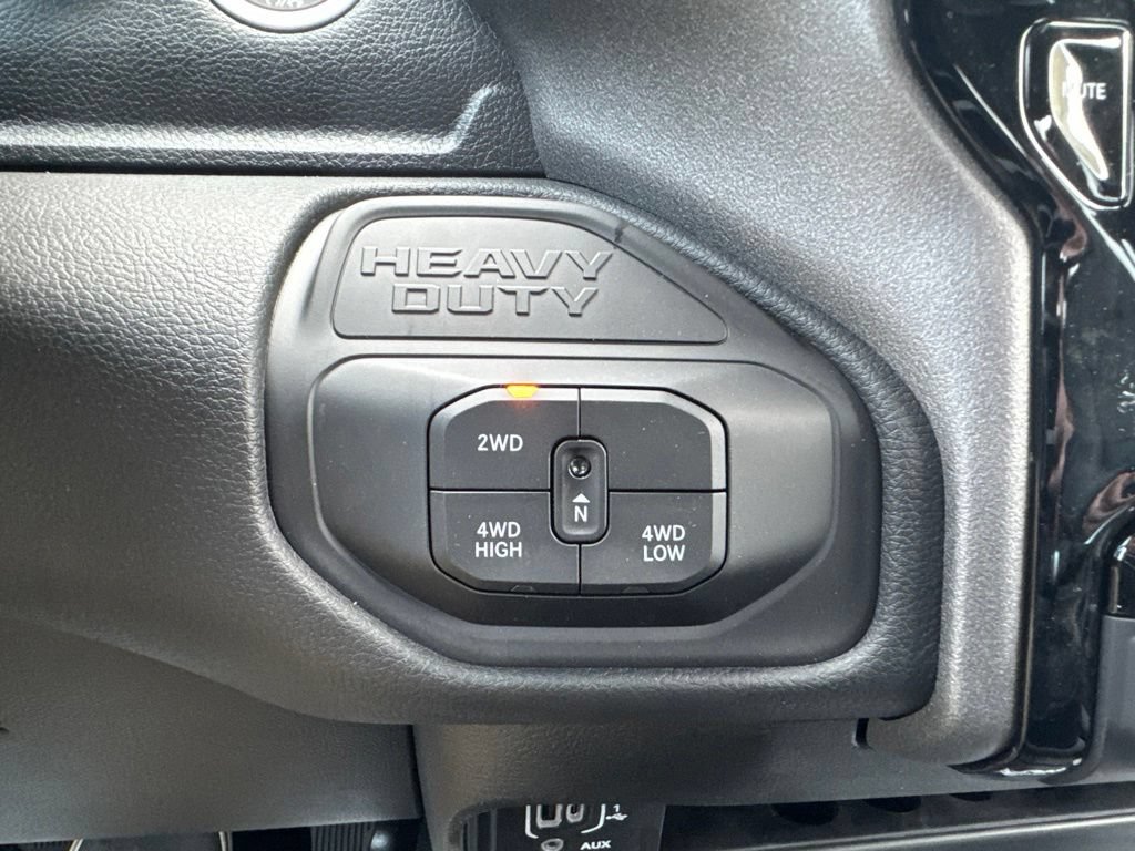 New 2026 RAM 5500 Tradesman AWD/4WD image 33